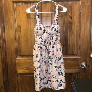 🌻womens floral dress with pockets!
